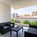 شقة Luxury Modern لارنكا