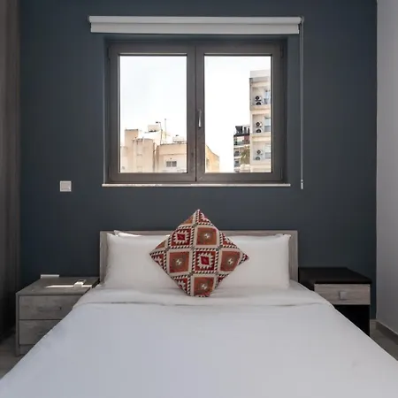 Luxury Modern Апартаменты Ларнака